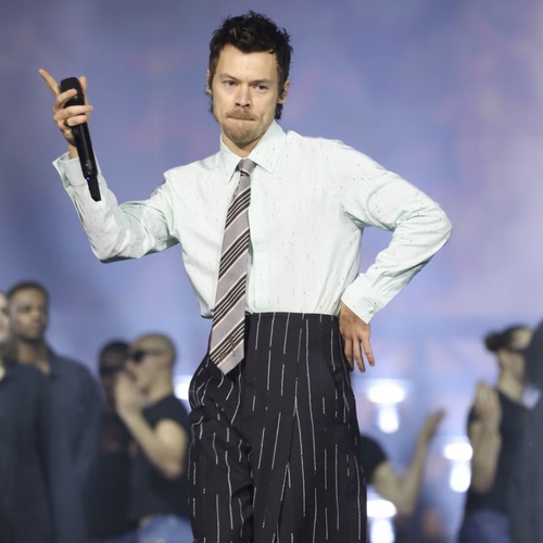 Harry Styles Beri Sindiran Halus soal Pernikahan Taylor Swift di Madison Square Garden