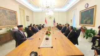 Indonesia dan Malaysia Percepat Pembaruan MoU Penempatan Pekerja Migran Formal dan Informal