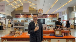 IWAK Arak Bali: Mengangkat Minuman Tradisional Indonesia ke Panggung Internasional