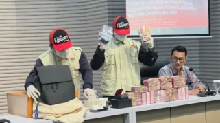 KPK Ungkap Dana Tim Dirjen Bea-Cukai Rp 500 Juta per Bulan dan Hilangnya Segel KPK
