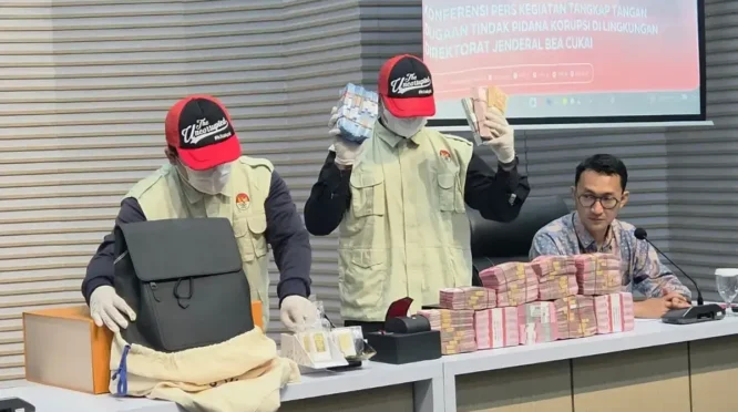 KPK Ungkap Dana Tim Dirjen Bea-Cukai Rp 500 Juta per Bulan dan Hilangnya Segel KPK
