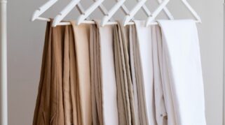 Membedakan Warna Ivory dan Beige dalam Fashion: Panduan Lengkap dan Tips Padu Padannya