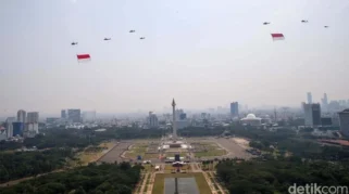 Parade Meriah dan Atraksi Pesawat Tempur Warnai Perayaan Hari Nasional Malaysia di Putrajaya