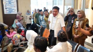Pelita Sumsel: Program Operasi Mata Gratis untuk Masyarakat Sumatera Selatan
