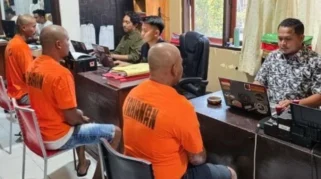 Polisi Situbondo Tangkap Tiga Pelaku Penggelapan Besi Beton yang Hendak Dikirim ke Bali