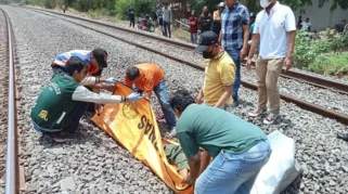 Pria Tewas Tertabrak Kereta di Karwan Bazar, Identitas Masih Diselidiki