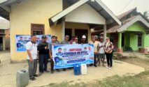 Pujakesuma dan PNSB Salurkan Bantuan Air Bersih untuk Warga Talang Petai Palembang Saat Kemarau Panjang
