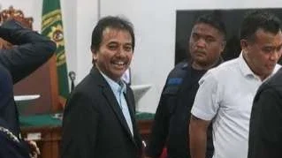 Sidang Perdana Roy Suryo dalam Kasus Dugaan Fitnah Ijazah Presiden Jokowi Digelar di Jakarta Timur