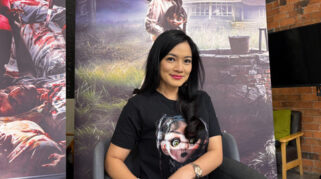 Titi Kamal Bawa Perlengkapan Pribadi Lengkap ke Lokasi Syuting The Doll Ghawiah