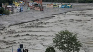 Tragedi Banjir Bandang Nepal-China: Korban Meninggal Capai Lebih dari 1.200 Orang dan Ribuan Hilang
