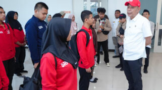 Wakil Menteri Sosial Beri Semangat Belajar kepada Siswa Sekolah Rakyat Terintegrasi di Tangerang