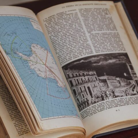 4 Jenis Historiografi dalam Sejarah beserta Ciri-Ciri dan Contohnya