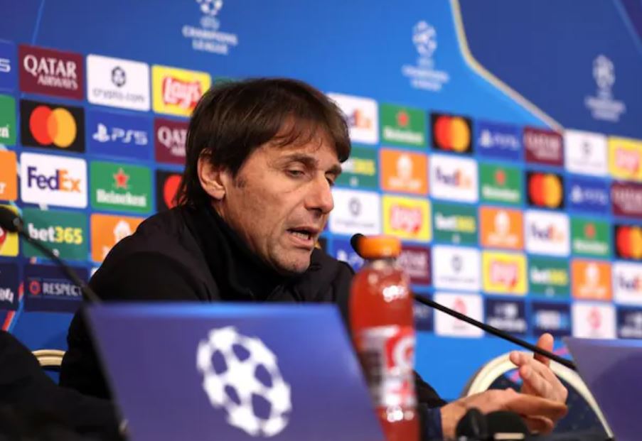 Antonio Conte Akhirnya Buka Suara soal Rumor Gantikan Michael Carrick di Manchester United