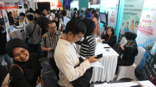 Antusiasme Pencari Kerja Berburu Peluang di Karir Jakarta Expo 2026