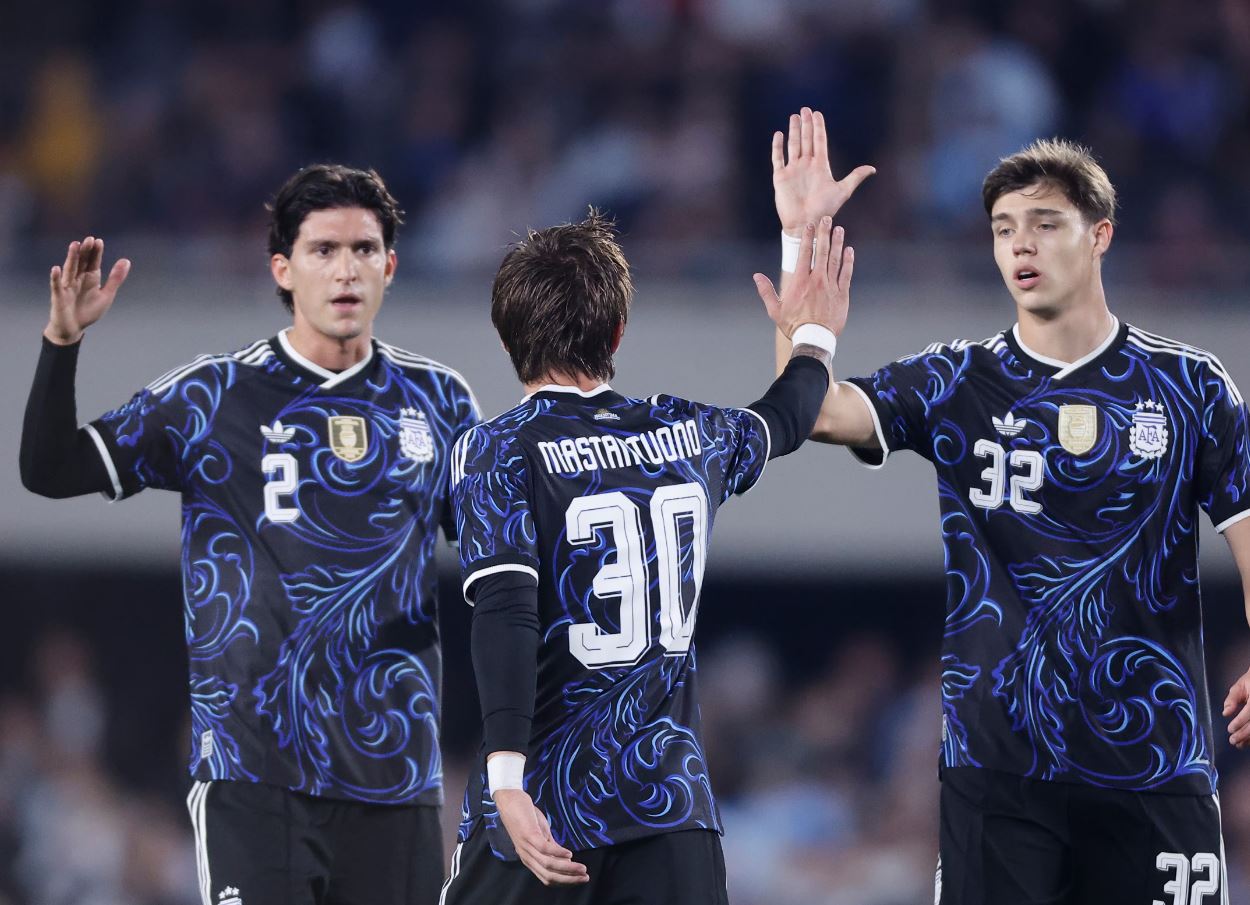 Argentina dan Amerika Serikat Menang Besar dalam Laga Persahabatan
