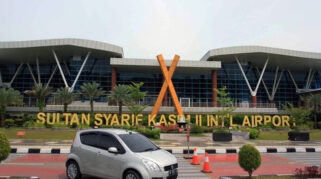 Asap Karhutla Mengganggu Penerbangan di Pekanbaru, Dua Pesawat Gagal Mendarat