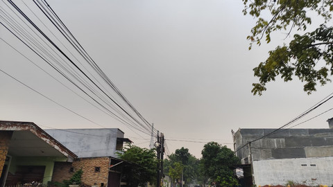 Asap Karhutla Terjang Kota Medan, Jarak Pandang Menyusut 1-4 Kilometer
