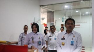 Awali Kepemimpinan, Kakanwil Budi Argap Situngkir Tinjau Kesiapan Fasilitas Layanan Kemenkum Sumsel