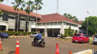 BBM Langka, Pemkot Cilegon Belum Terapkan WFH bagi ASN
