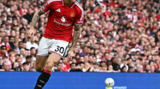 Benjamin Sesko Terpaksa Absen Hingga Februari 2027, Manchester United Cari Striker Baru