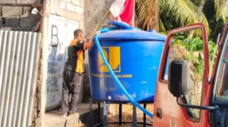 BPBD Buleleng Berikan Bantuan Air Bersih 10 Ribu Liter untuk Warga Sinabun