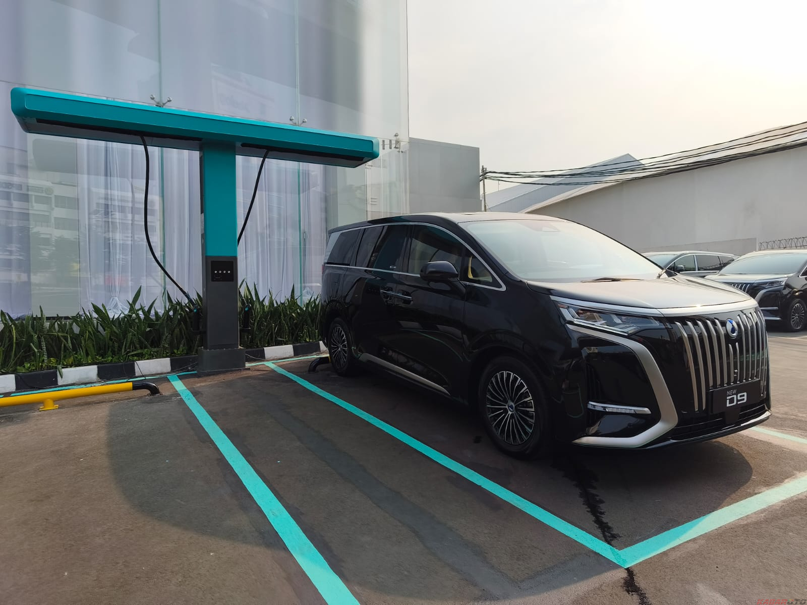 BYD Luncurkan Teknologi Pengisian Daya Ultra Cepat di Indonesia