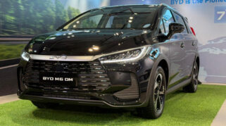BYD M6 DM Belum Sanggup Salip Toyota Veloz Hybrid