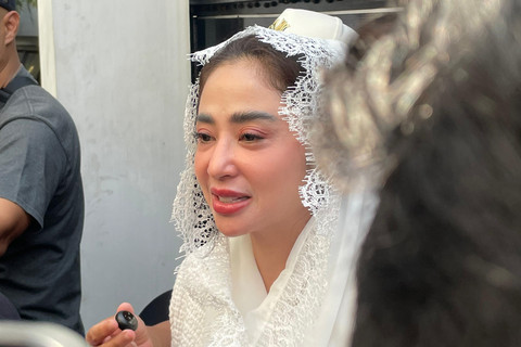 Dewi Perssik Mengingat Perjuangan Awal Karier dalam Serial Suara Hati
