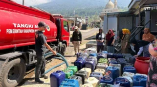 Distribusi 75,4 Juta Liter Air Bersih Atasi Kekeringan di Jawa Tengah pada Musim Kemarau 2026