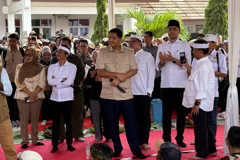 Dukungan Pemerintah untuk Program Gentengisasi: Pengiriman 500 Ribu Genteng dari Purwakarta