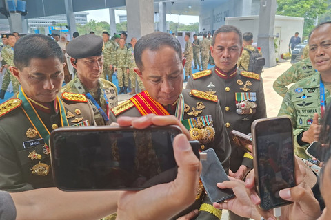 Filosofi Seragam Upacara Baru TNI: Mengangkat Kearifan Lokal Melalui Beskap