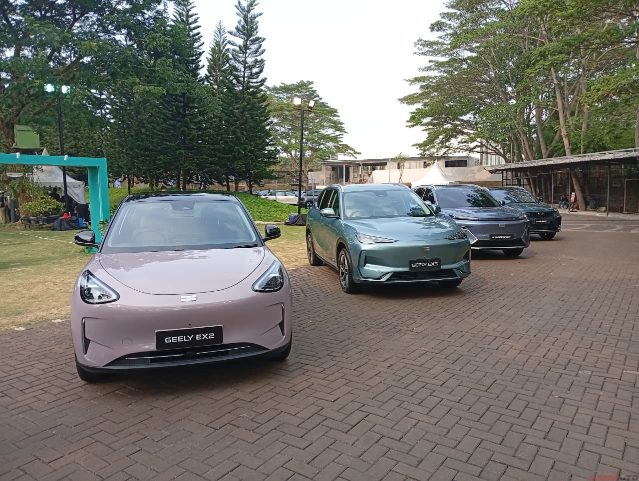 Geely dan Nio Perkuat Kerja Sama dalam Teknologi Pengisian Daya Kendaraan Listrik
