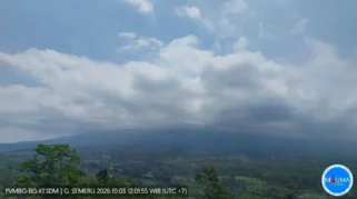 Gunung Semeru Kembali Erupsi, Masyarakat Dihimbau Waspada