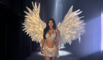 Harga Bra Victorias Secret Kylie Jenner Rp900 Miliar, Bisa Borong Berapa Ribu Mitsubishi Pajero 2026