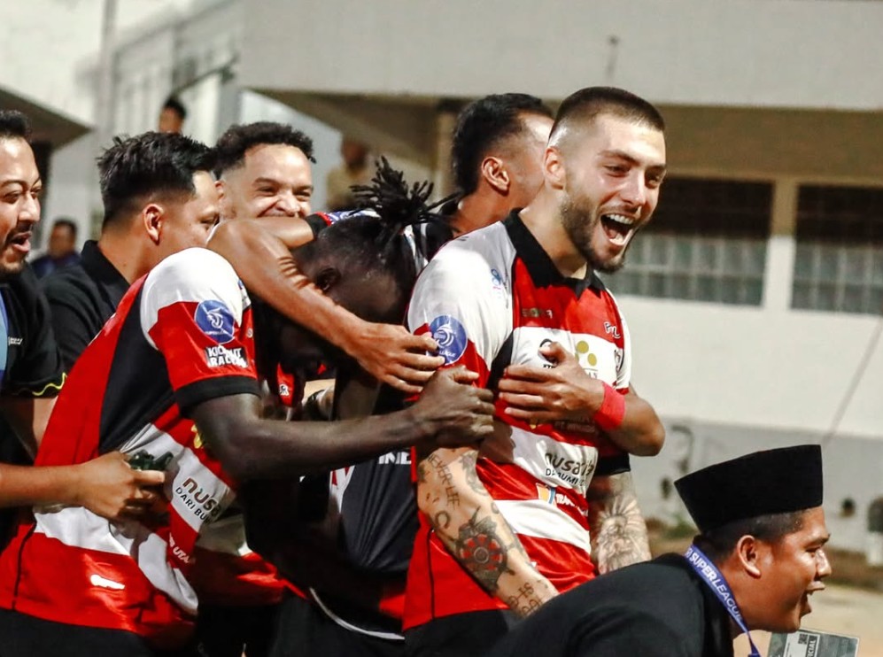 Hasil Madura United vs Persib: Gol Menit Akhir Mitkov Bikin Maung Bandung Tumbang