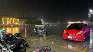 Hujan Deras Guyur Pekanbaru, Warga Harap Asap Karhutla Hilang