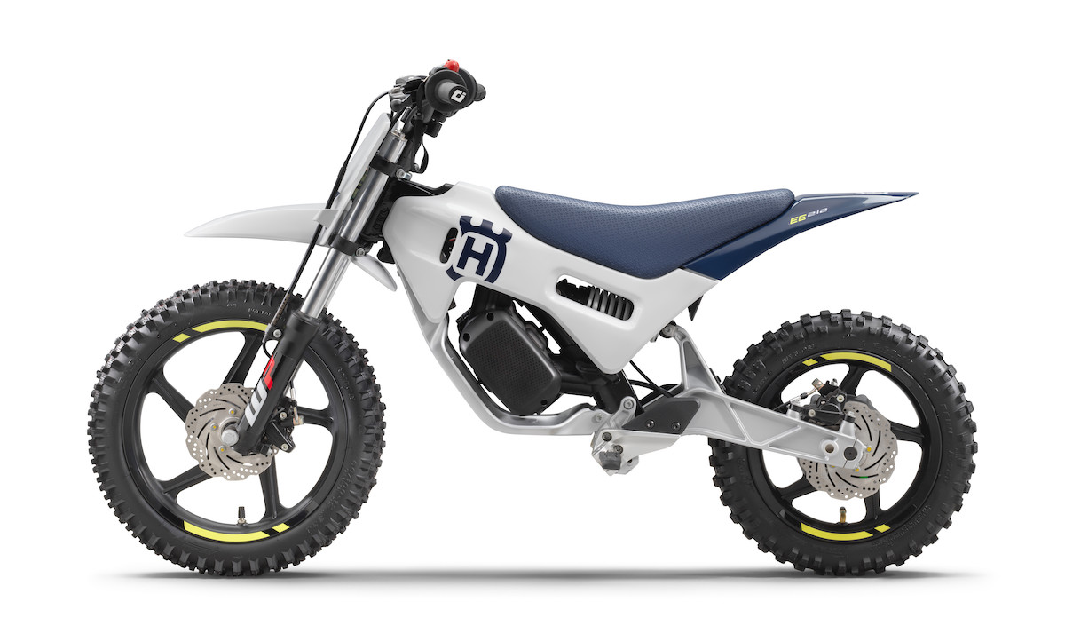 Husqvarna EE 2.12: Motor Listrik Mini untuk Anak dengan Fitur Keamanan Canggih