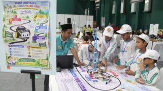 Inovasi Robotik Siswa MI Qudsiyyah Kudus Dorong Anak Aktif Bergerak dan Belajar Komputasi
