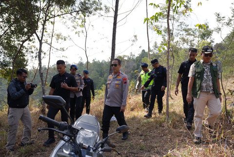 Karhutla Gunung Lawu Capai 100 Ha, Kapolda Jateng Dorong Status Tanggap Darurat