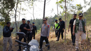 Karhutla Gunung Lawu Capai 100 Ha, Kapolda Jateng Dorong Status Tanggap Darurat