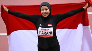 Karisma Evi Tiarani Ukir Sejarah, Emas Asian Para Games dan Rekor Dunia
