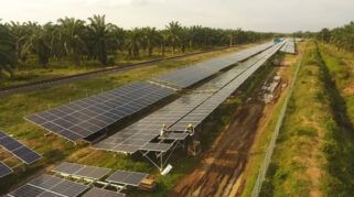 Kemenko Hilirisasi dan Energi: Menjawab Tantangan Menuju Target PLTS 100 GW