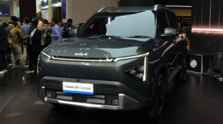 Kia Genjot Kandungan Lokal Kia Carens EV, Target TKDN Mengarah ke 80 Persen