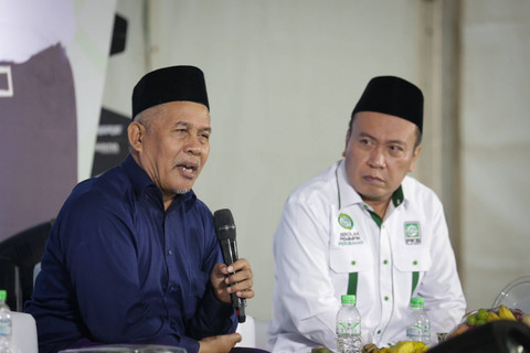 Kiai Marzuki Mustamar Dicekal Masuk Arab Saudi Saat Persiapan Umrah