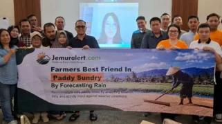 Kisah Remaja Kediri Ciptakan Jemuralert.com, Solusi Digital untuk Petani