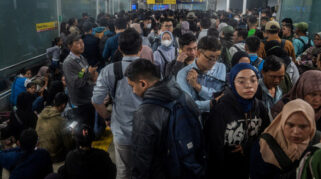 KRL Green Line Tertemper Orang di Serpong-Sudimara, 3 Perjalanan Sempat Telat