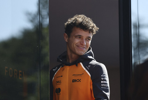 Lando Norris Ungkap Tantangan Performa McLaren di GP Bahrain