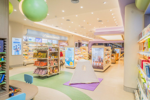 Lilla Buka Flagship Store di Jakarta Barat, Belanja Sesuai Tahap Usia Anak