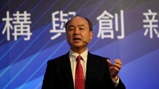 Masayoshi Son Ungkap Kekhawatiran Terhadap Risiko AI yang Meningkat