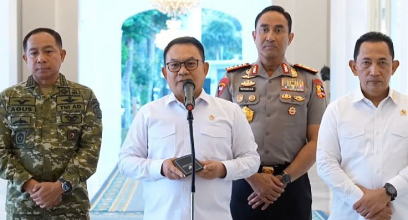 Menko Polkam Tegaskan Pemerintah Maksimal Tangani Karhutla Jangan Termakan Isu